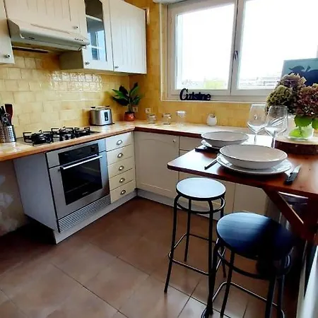 Cosy White, 2 Ch - Balcon Sud Et Garage Privatif *